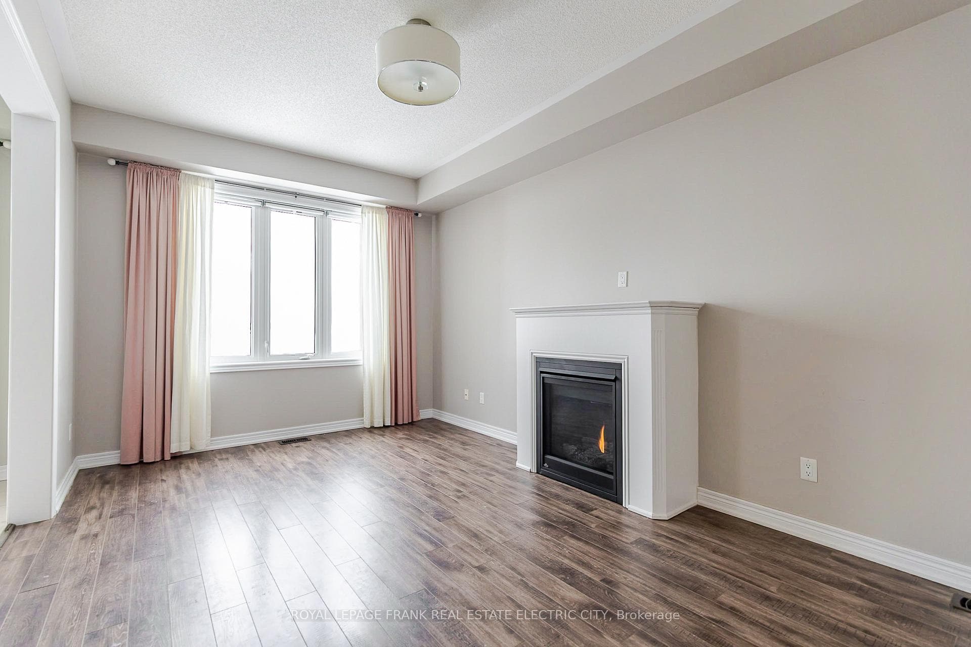 417 Florence Drive photo 3