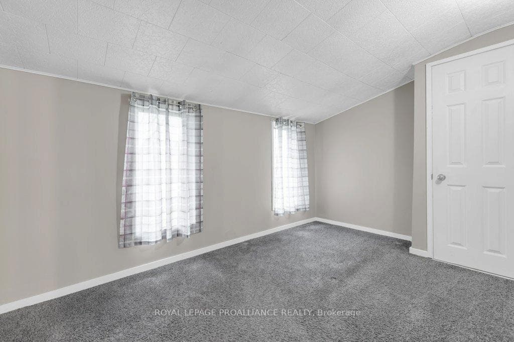 256 Moira Road photo 21
