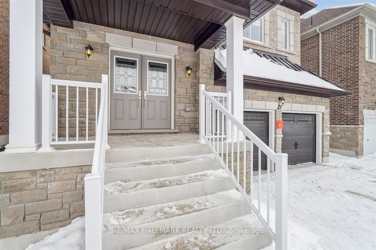 21 La Reine Avenue photo 2