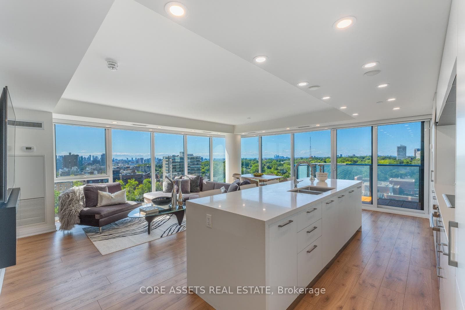 99 Foxbar Road Unit 1302 photo 1