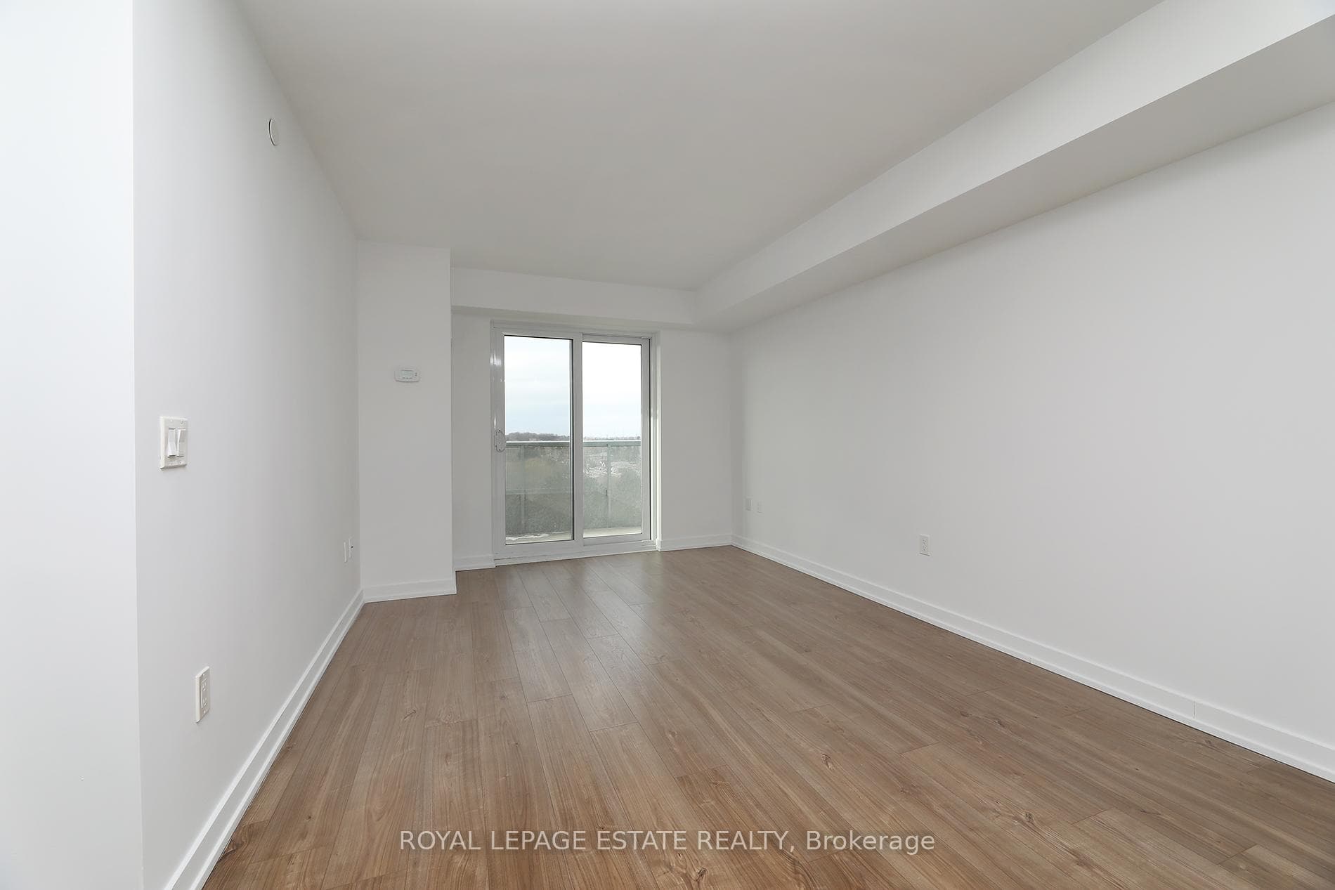 1346 Danforth Road Unit 808 photo 16