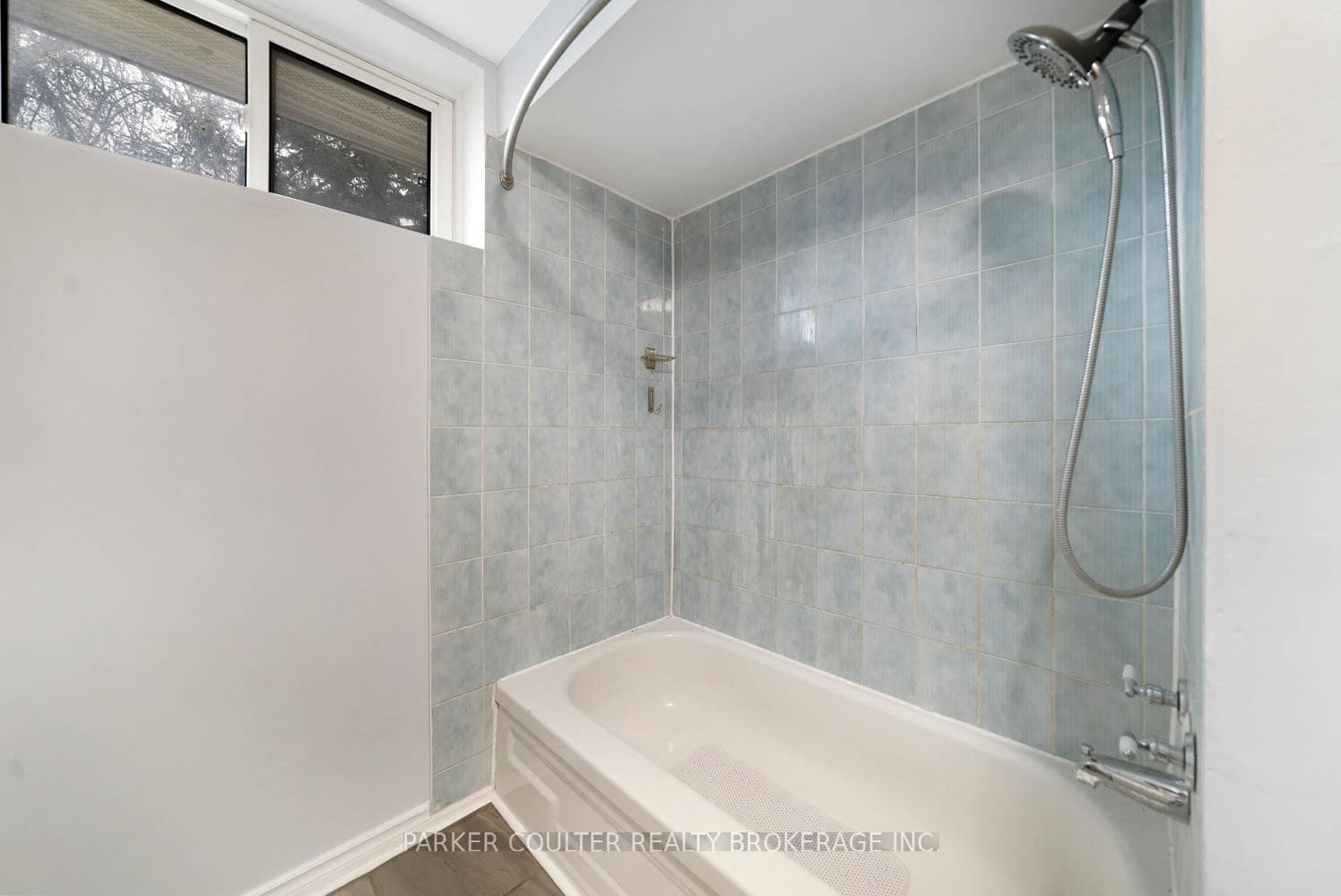 19 A Cundles Road photo 35