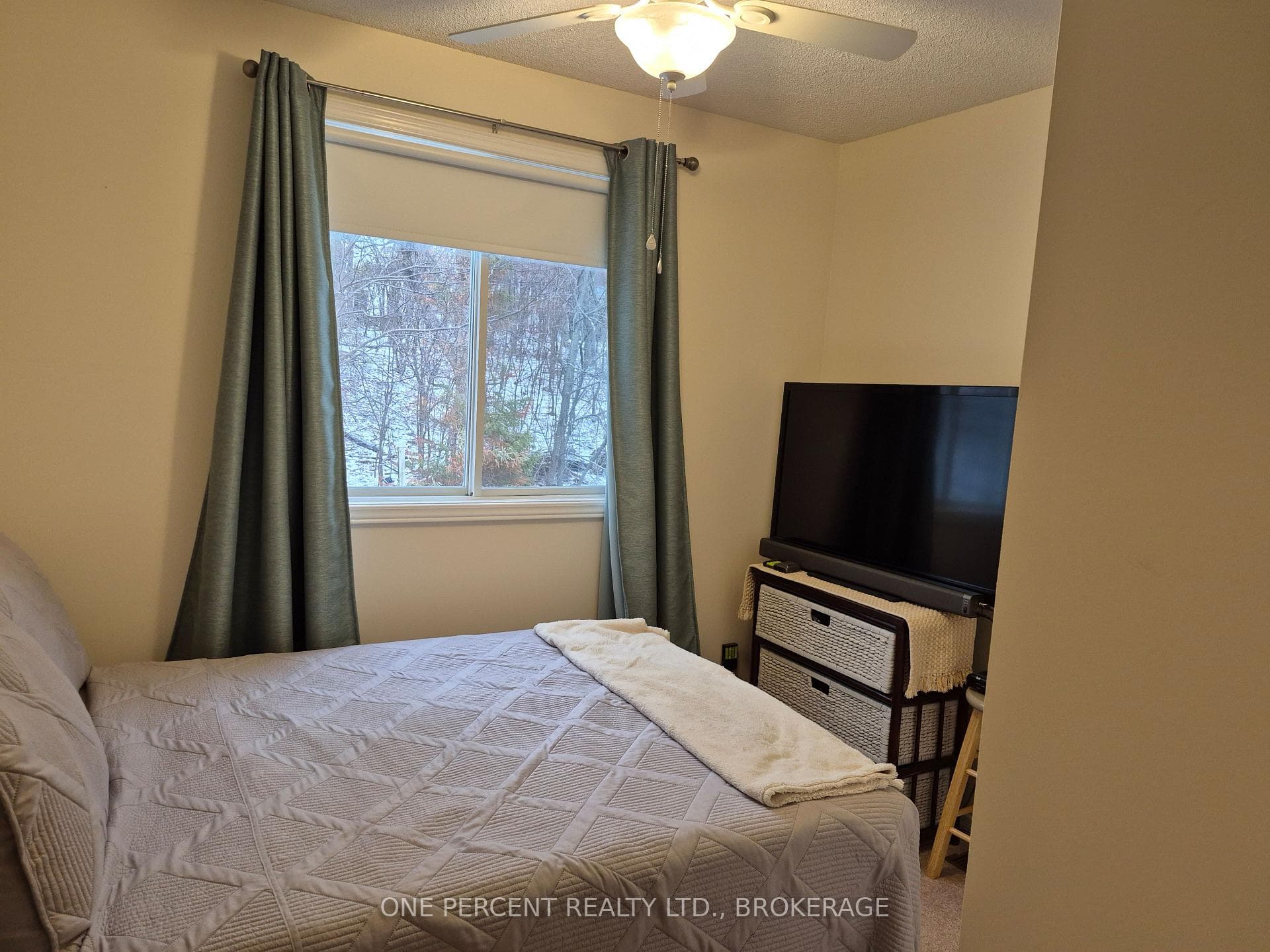 281 Grandtrunk Avenue photo 27