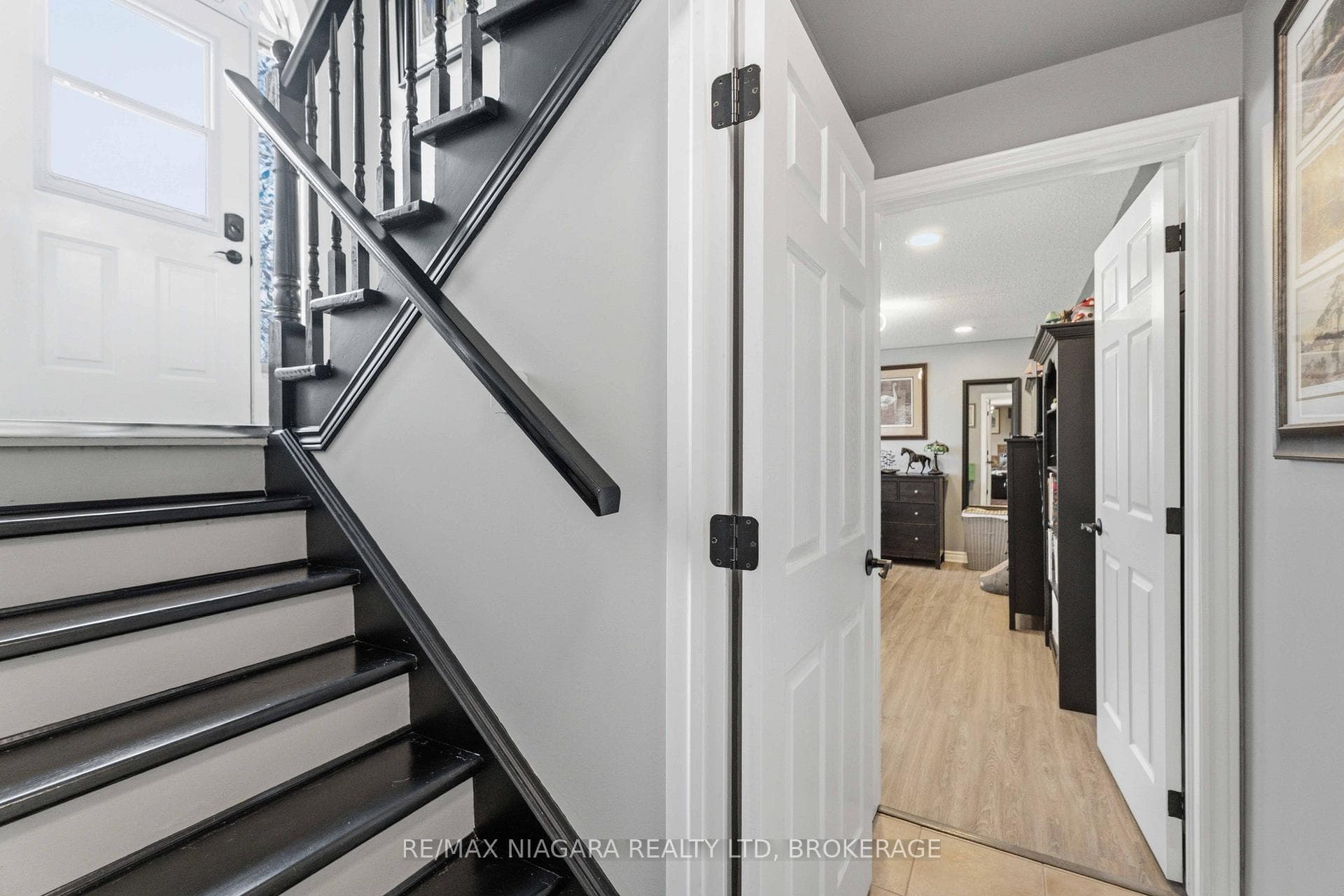 661 Carl Road photo 20