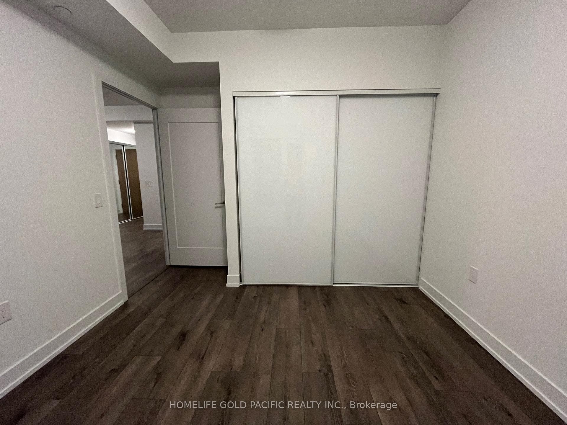 575 Bloor Street Unit 2506 photo 9