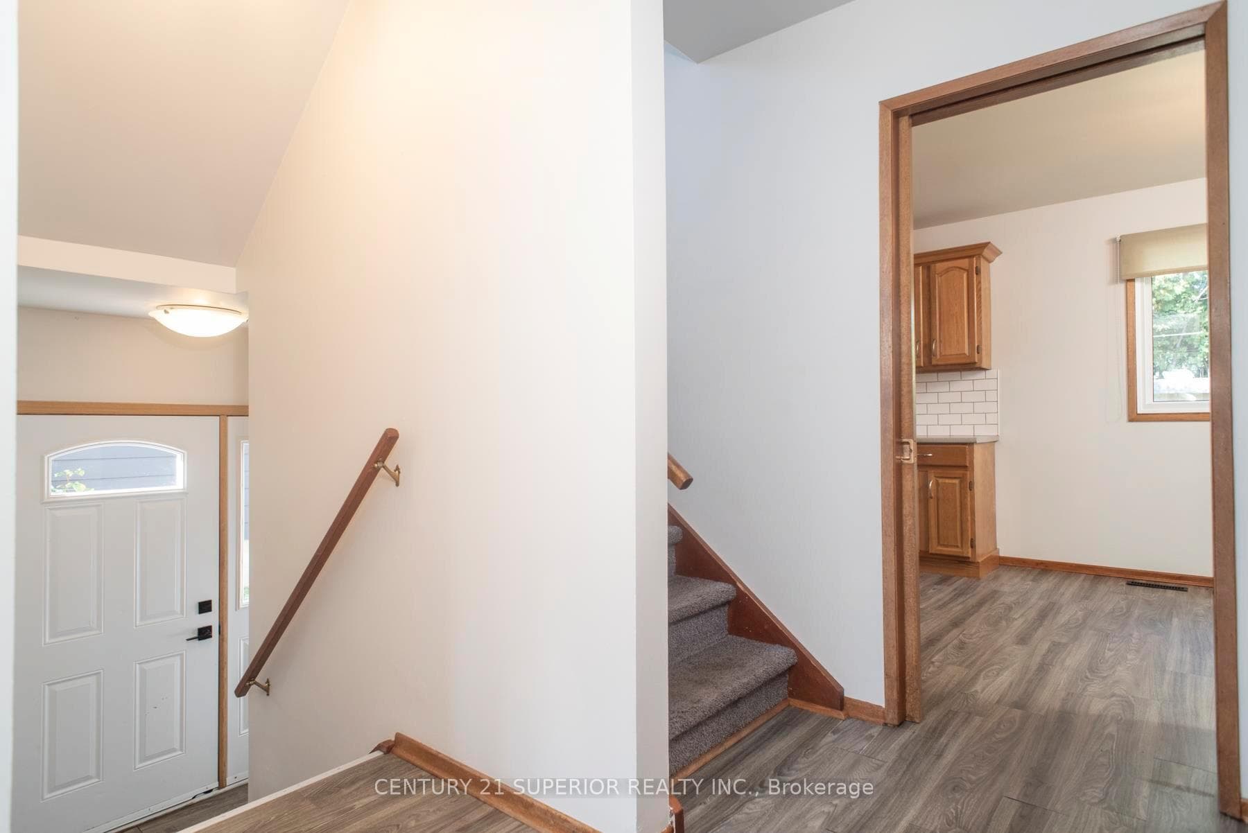 458 Black Bay Road photo 4