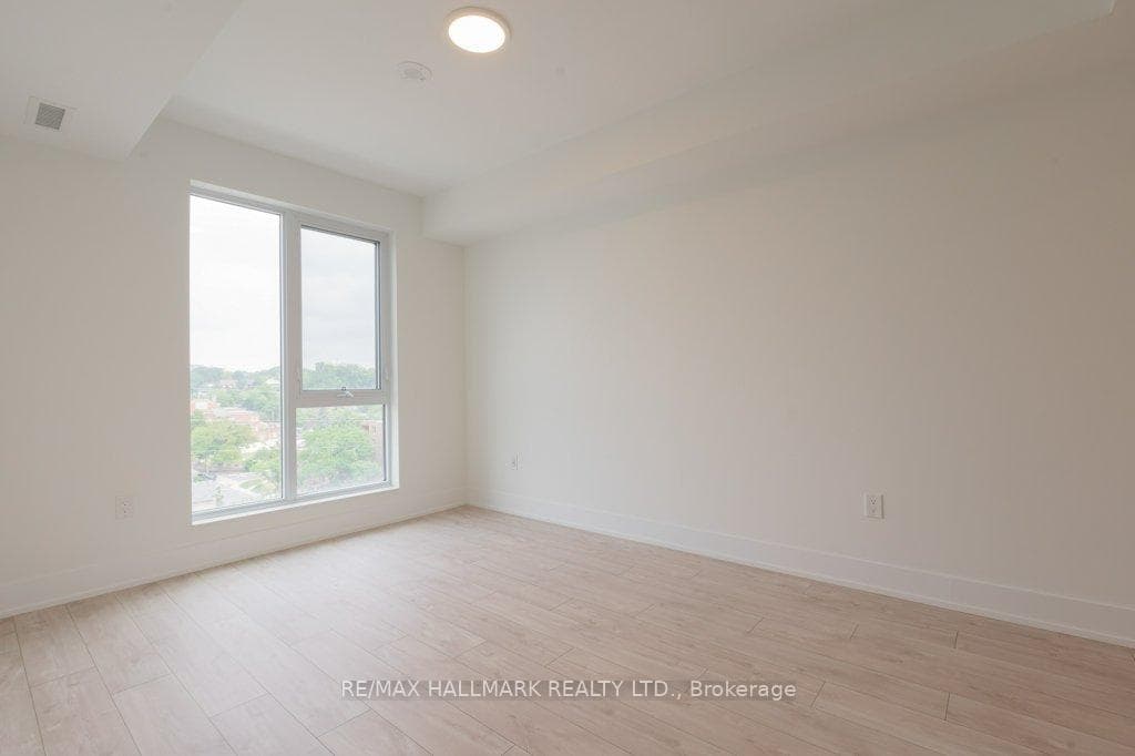 858 Dupont Street Unit 722 photo 17