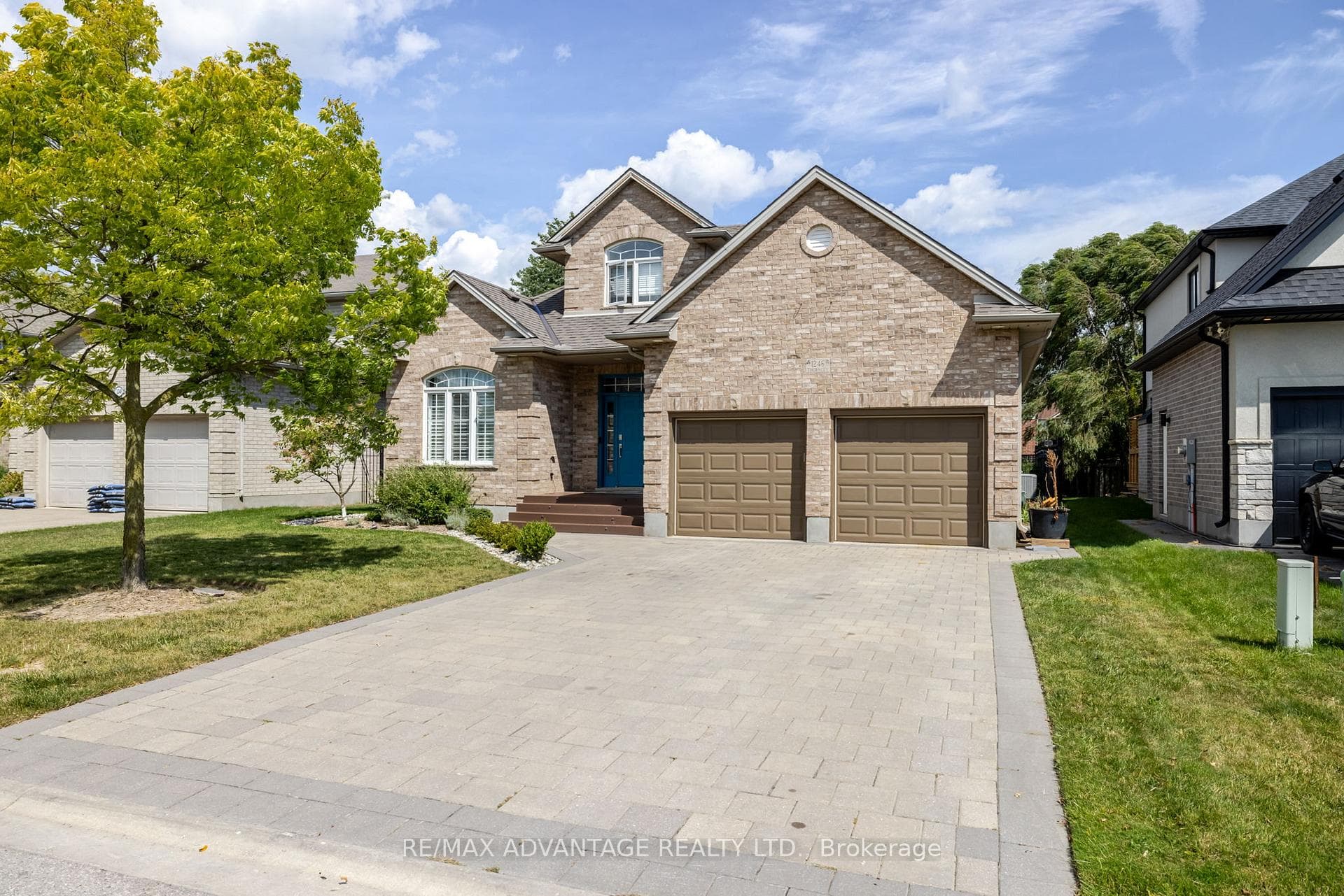 1246 Thornley Street photo 1