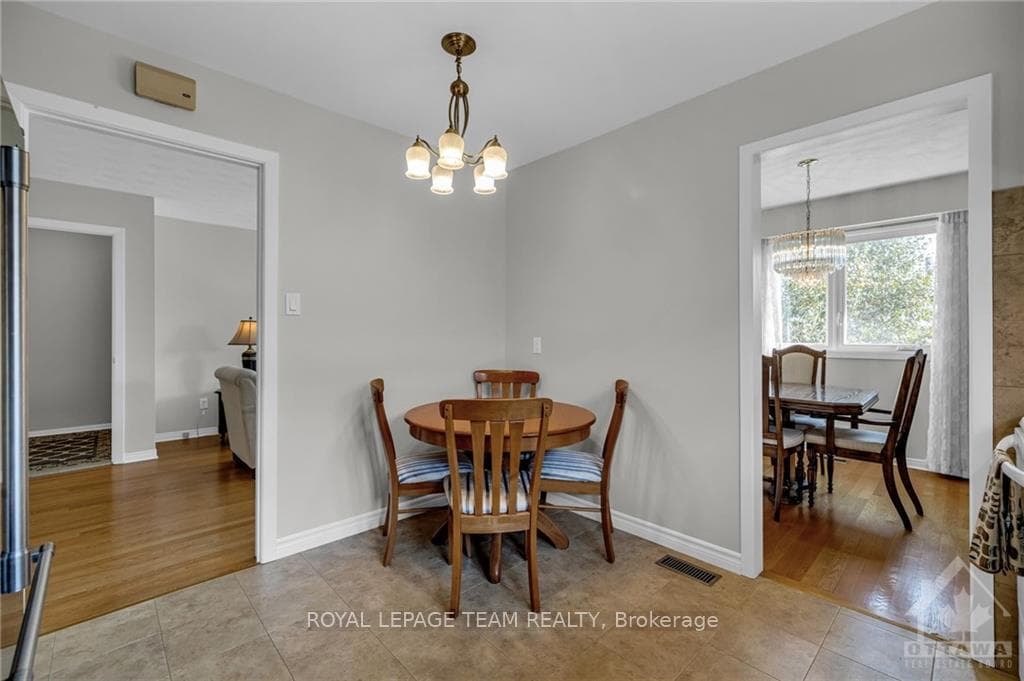 1239 KITCHENER Avenue photo 11