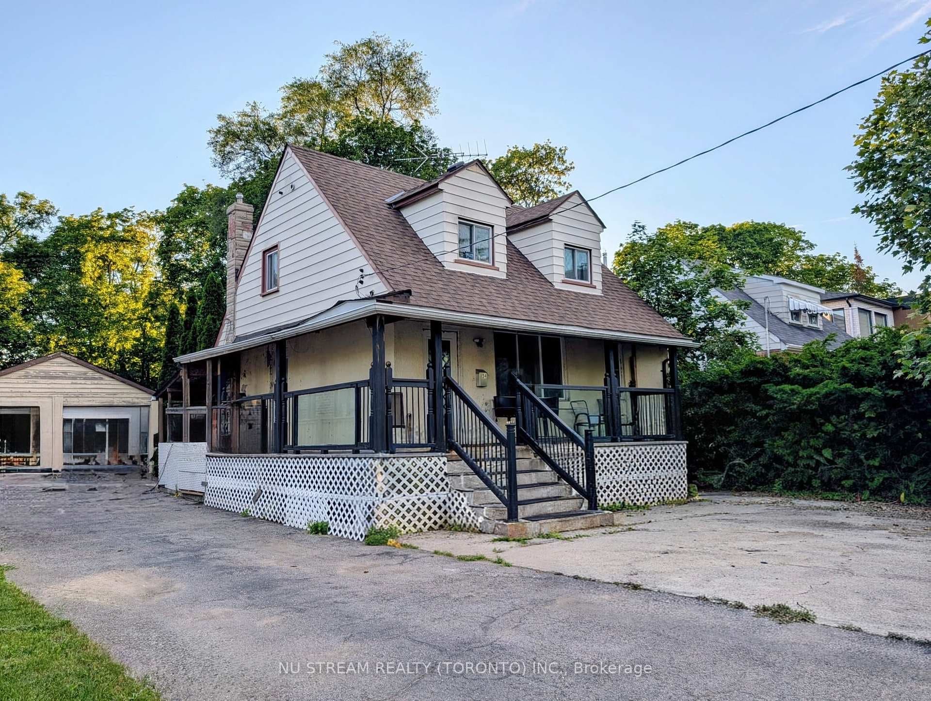 34 Fairwood Crescent photo 2