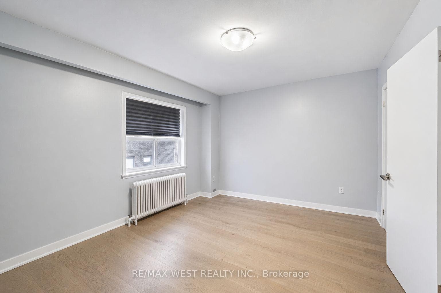 354 Marlee Avenue photo 6