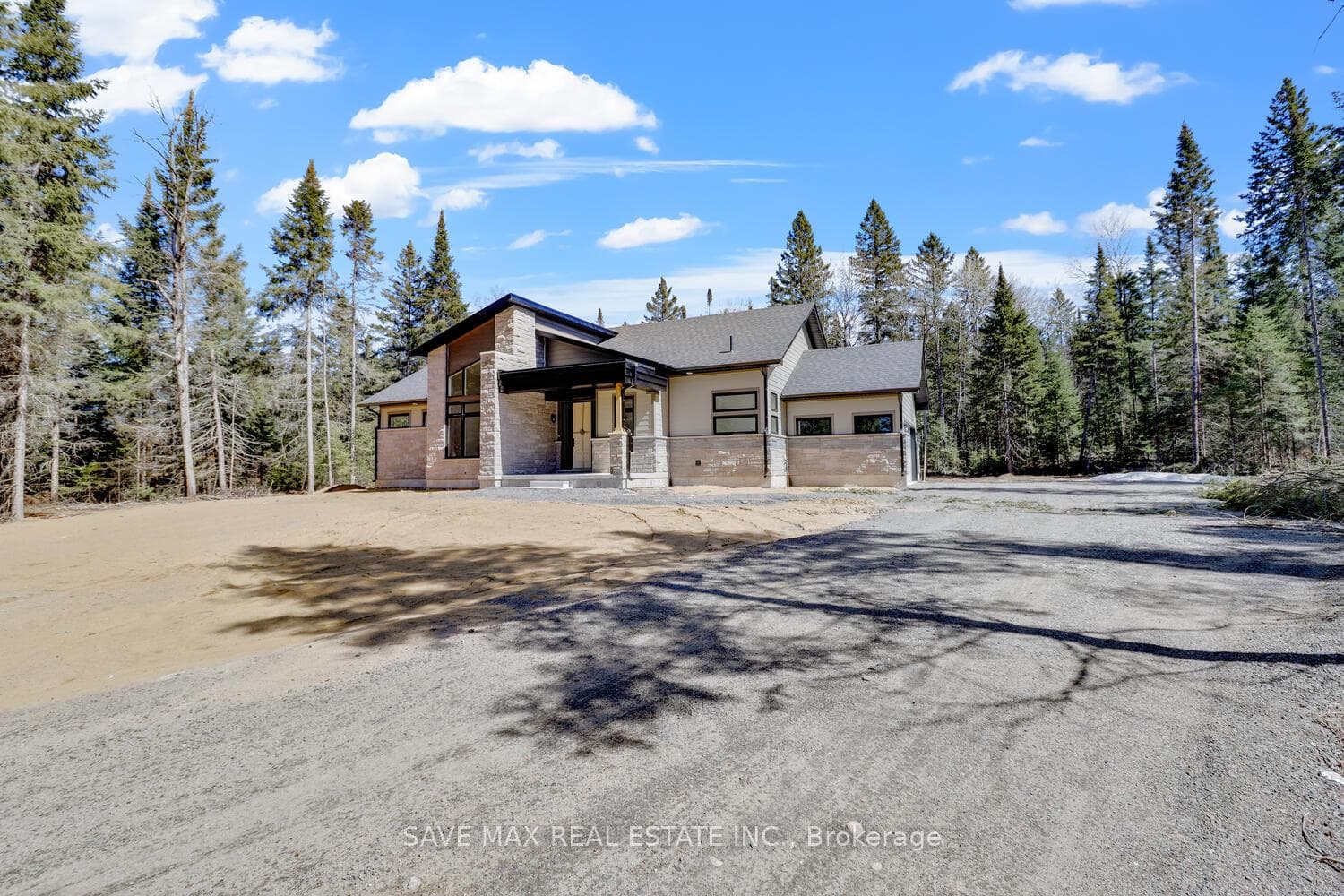 1045 Greensview Drive photo 5