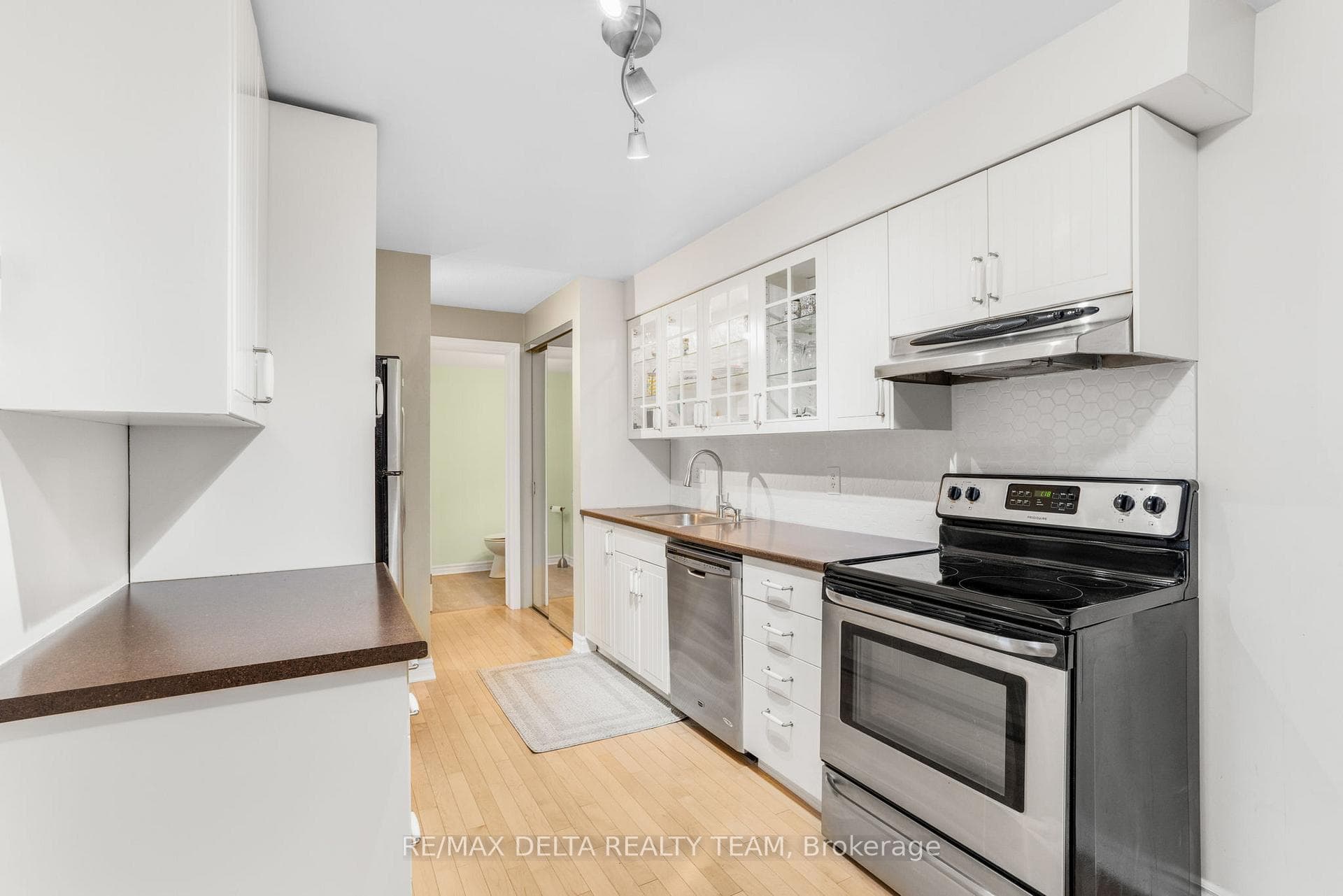 766 St. Andre Drive Unit 11B photo 6