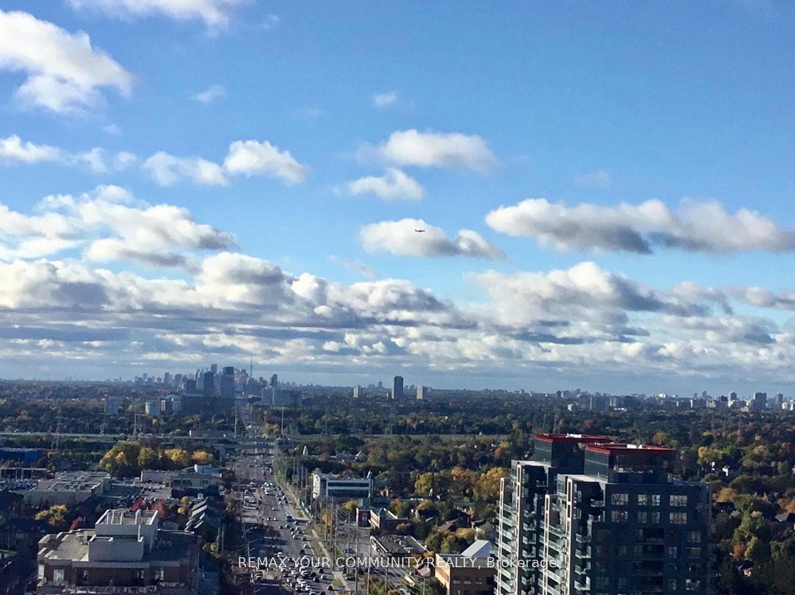 9201 Yonge Street Unit 2209 photo 11