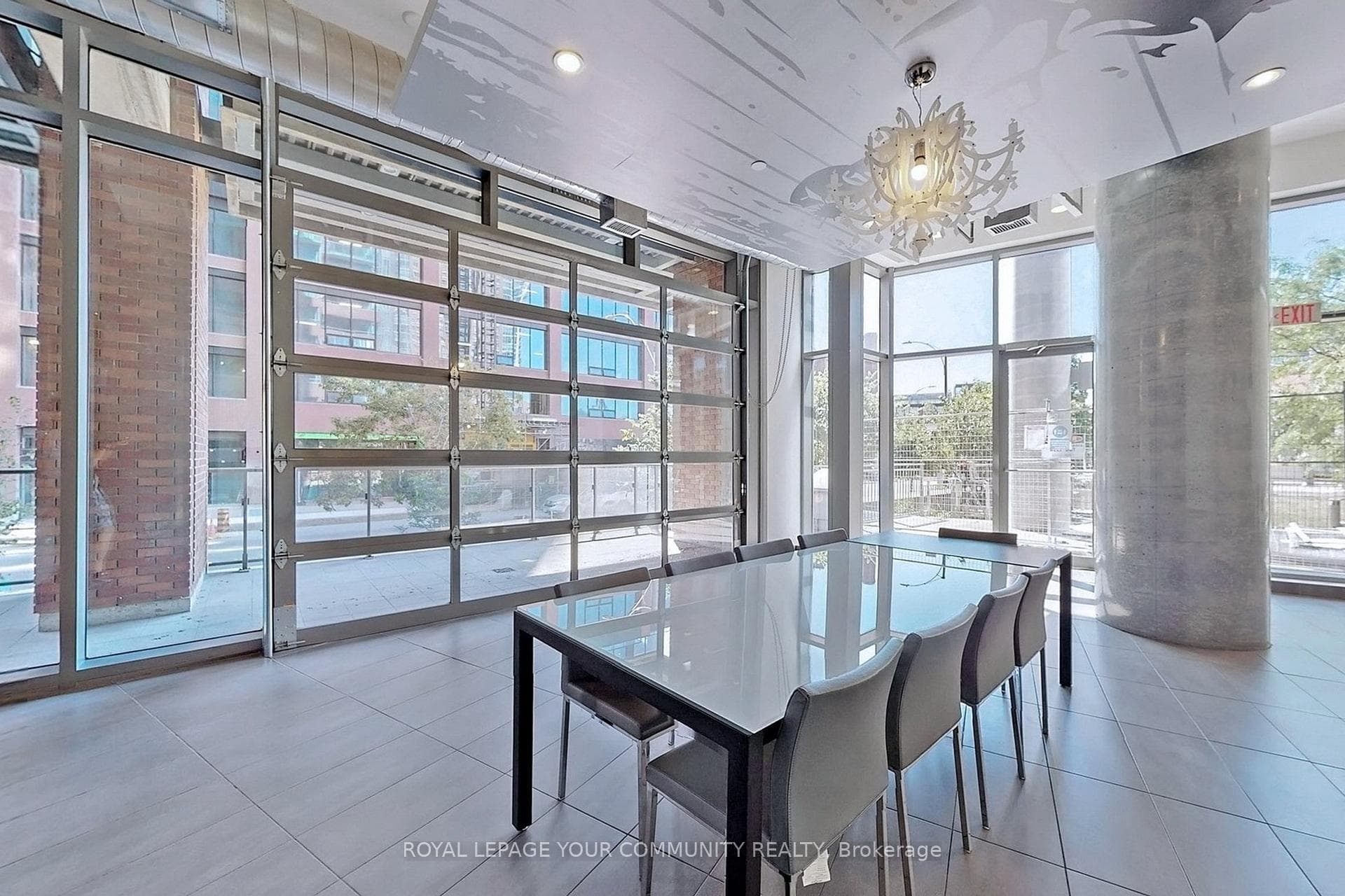 150 East Liberty Street Unit 1512 photo 24