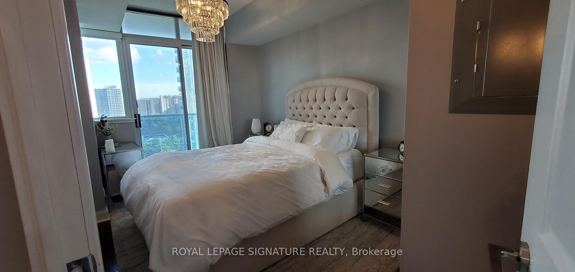 80 Absolute Avenue Unit 1105 photo 8