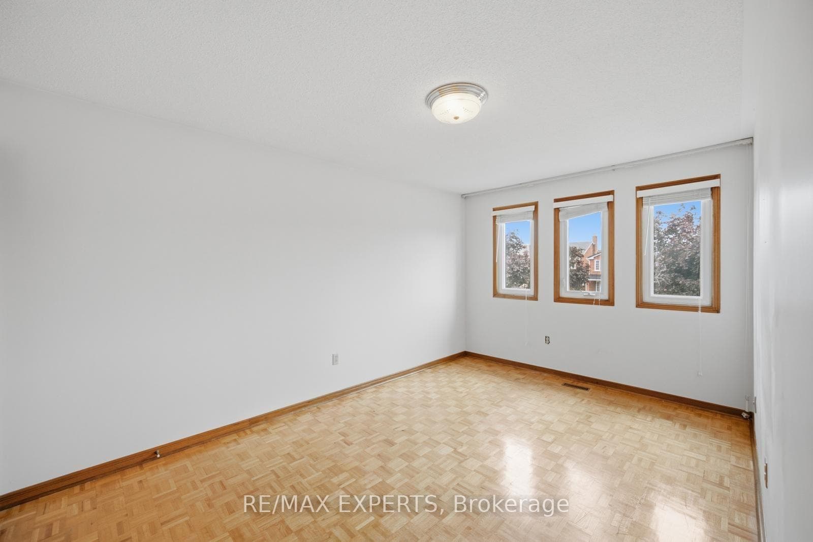 221 Judith Avenue photo 31