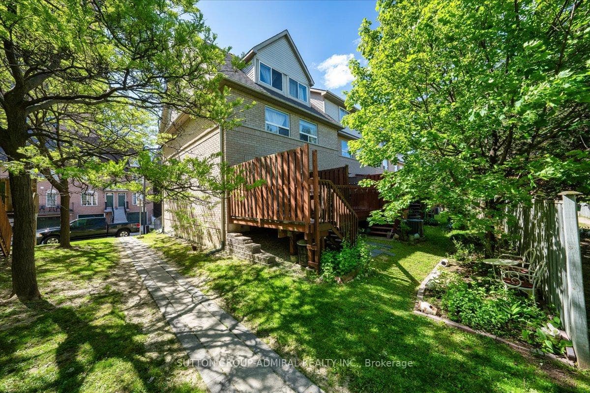 75 Strathaven Drive Unit 35 photo 41