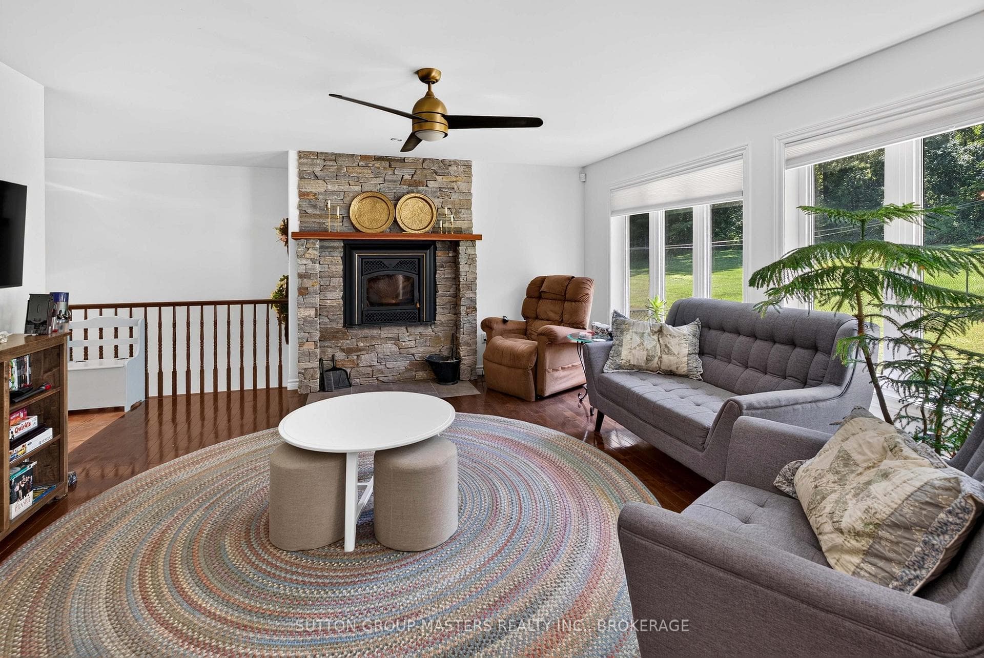 710 Maple Road photo 28