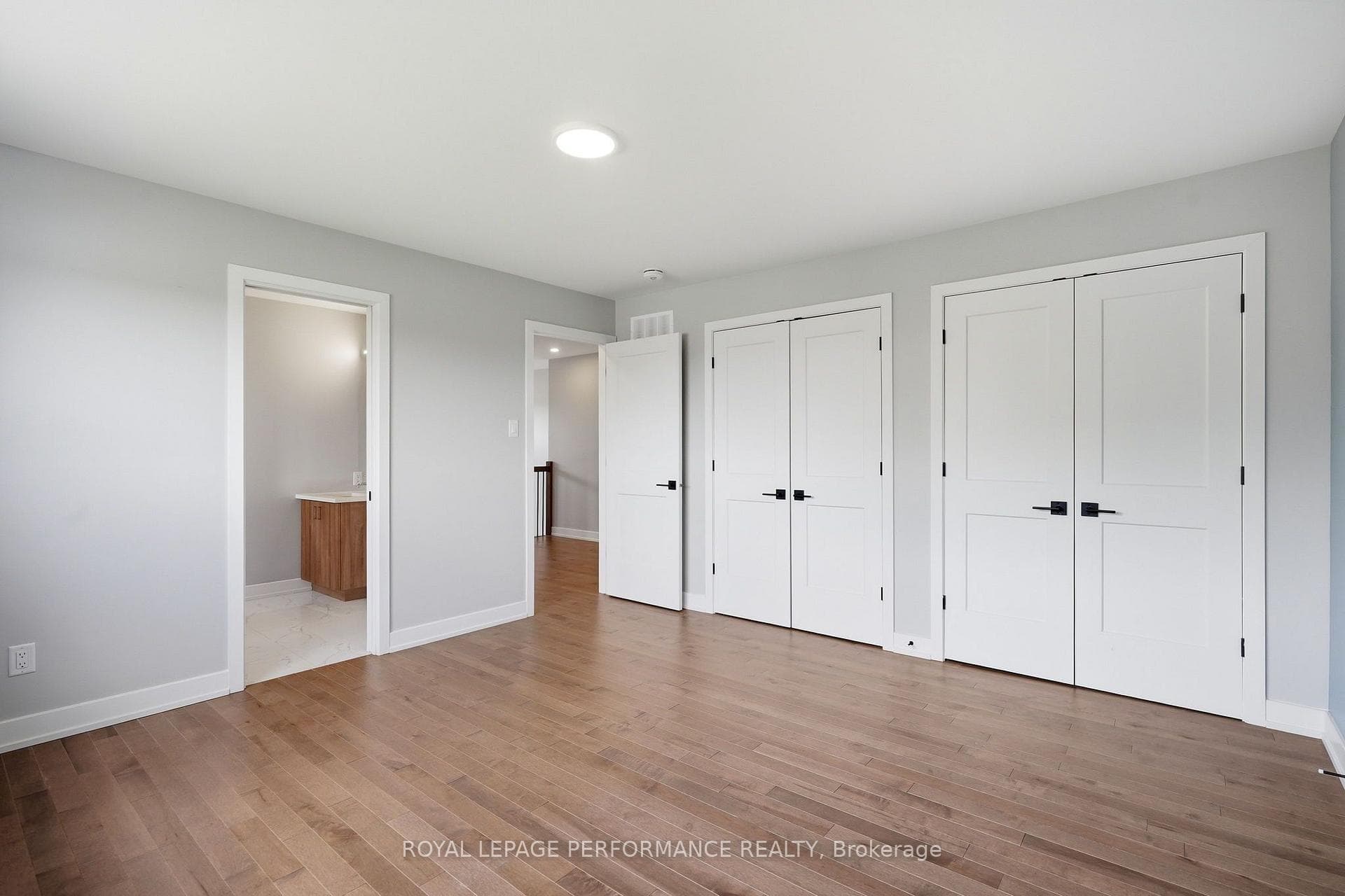 504 Barrage Street photo 25