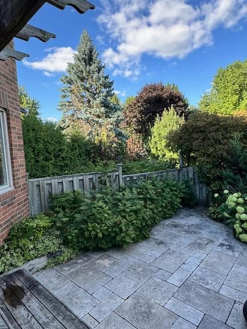15 Dobson Court photo 23