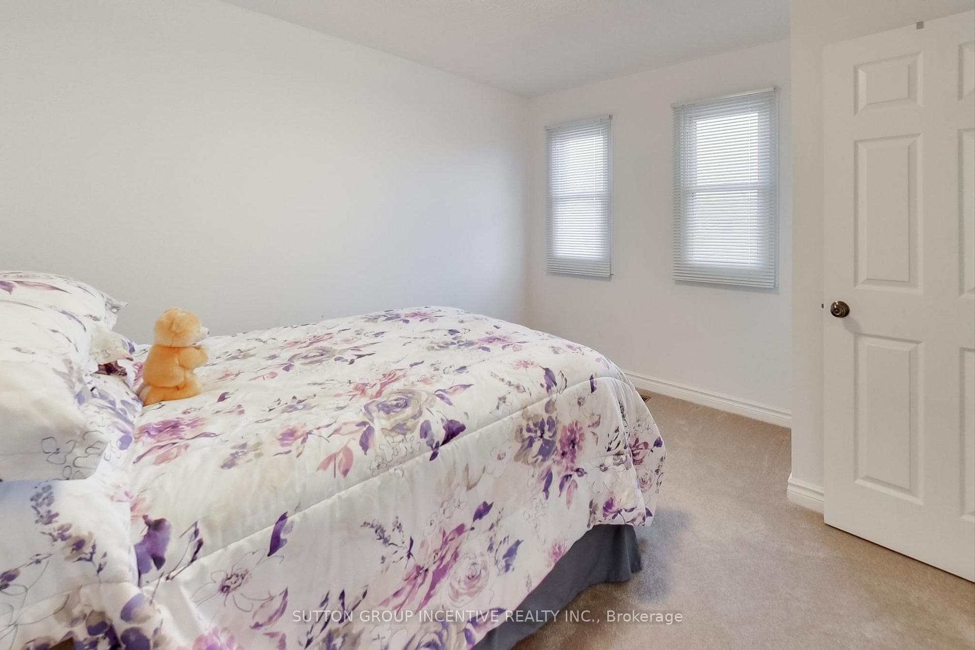 88 Golden Meadow Road photo 27