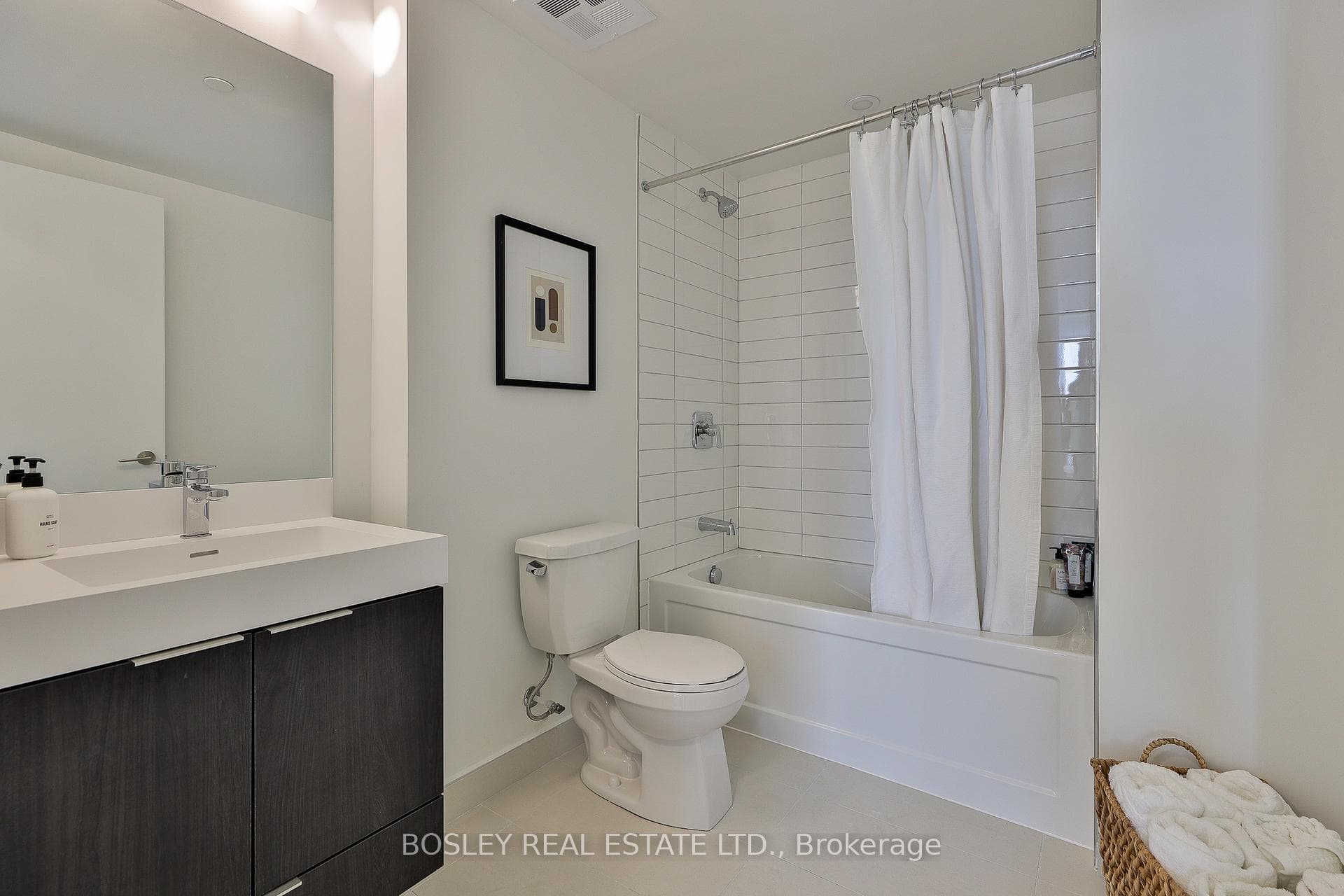 3100 Keele Street Unit 326 photo 24