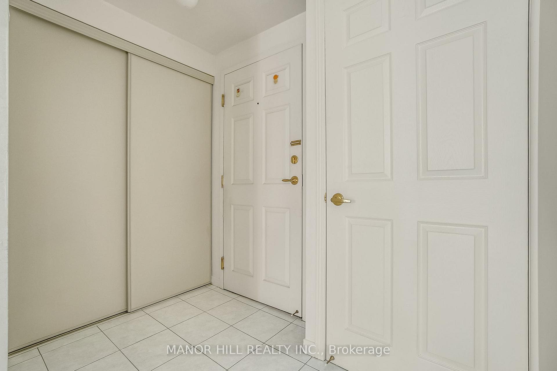 2351 Kennedy Road Unit 301 photo 3