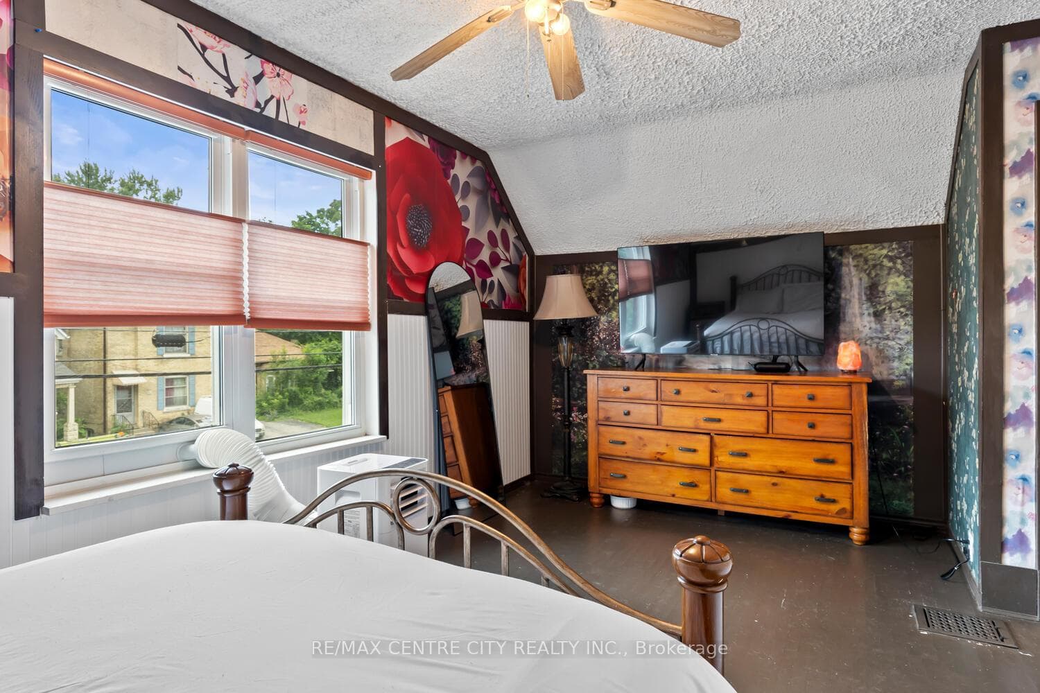 540 Quebec Street photo 19