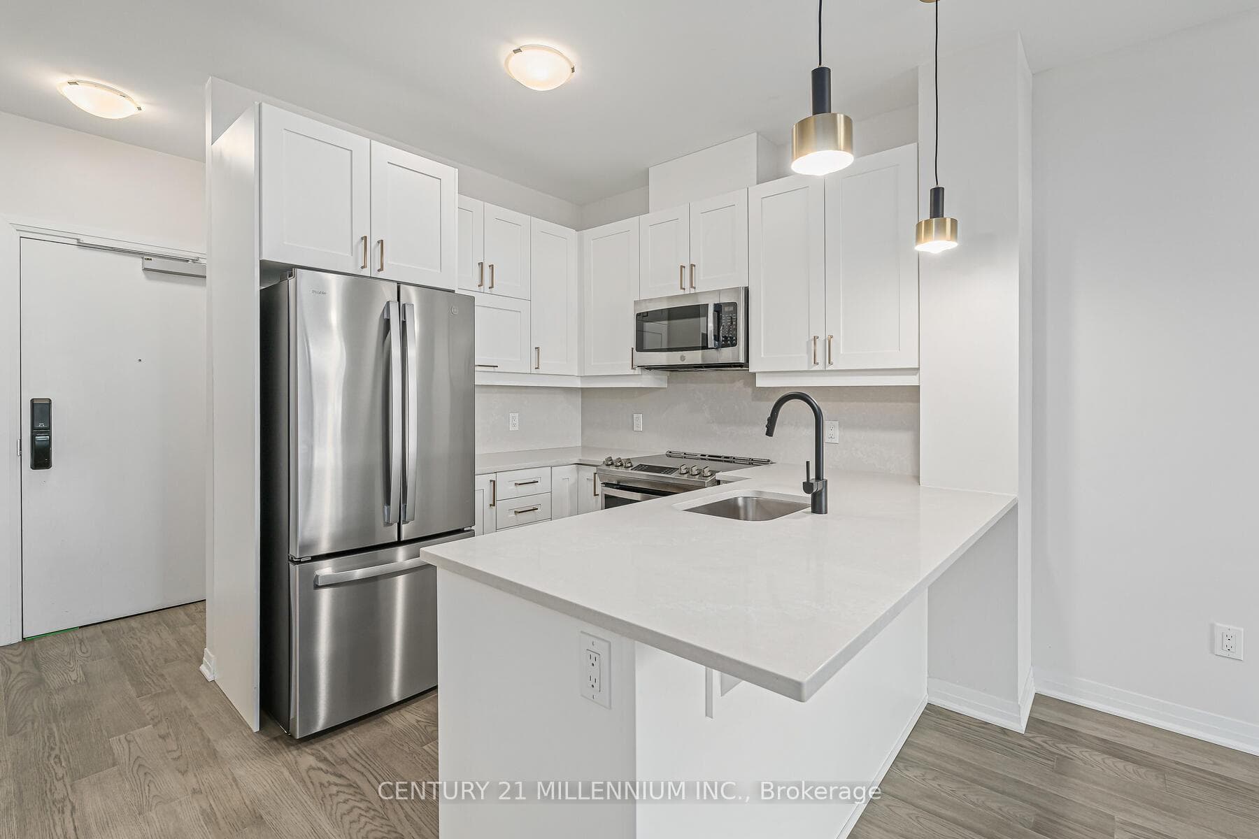 460 Gordon Krantz Avenue Unit 105 photo 9
