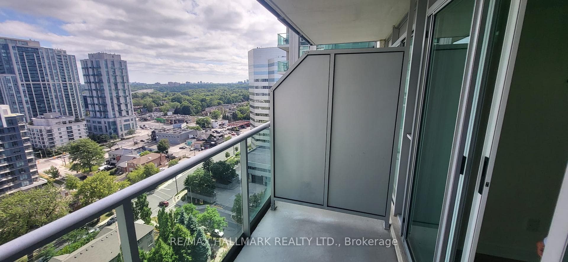 31 Bales Avenue Unit 2211 photo 4