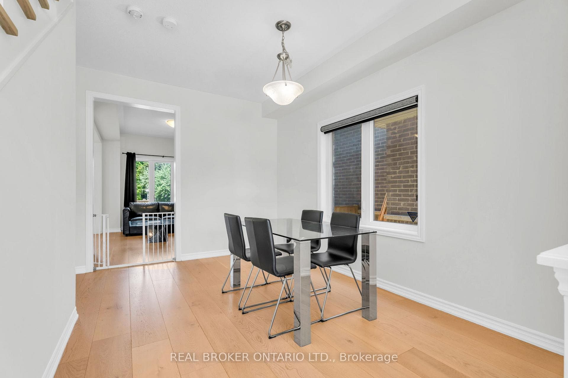 125 Werry Avenue photo 6