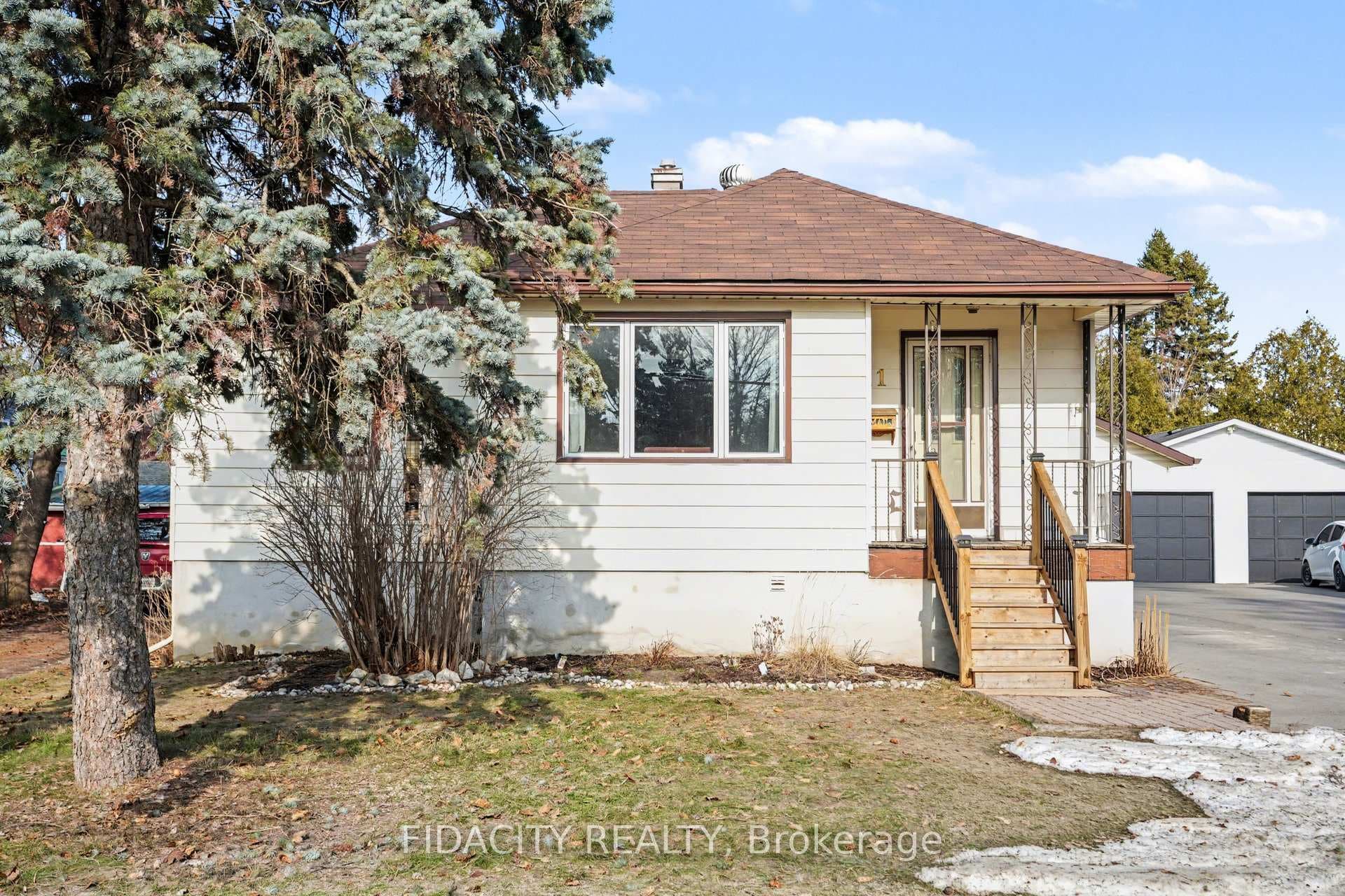 11 Caldwell Street photo 30