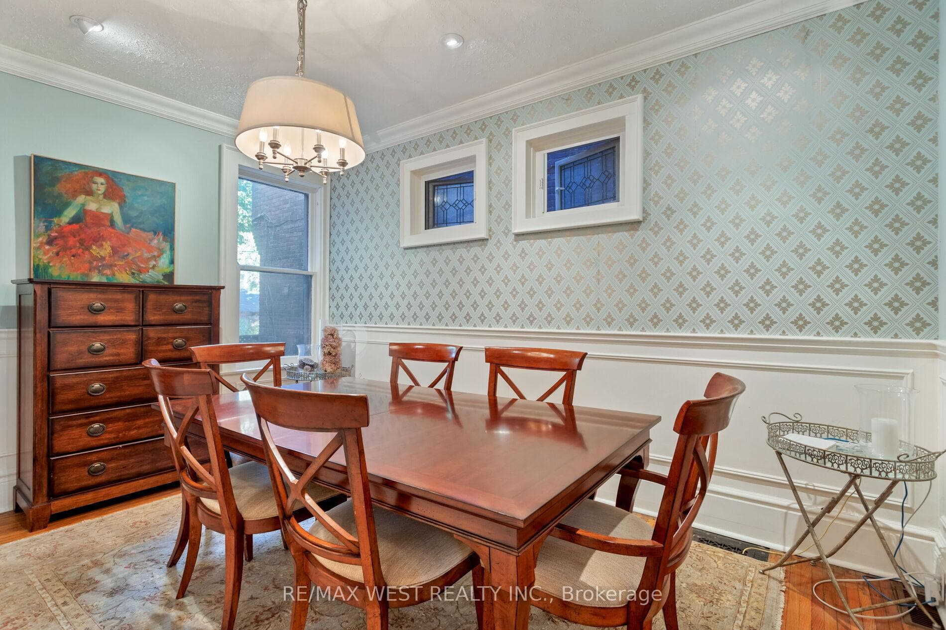 110 Marion Street photo 7
