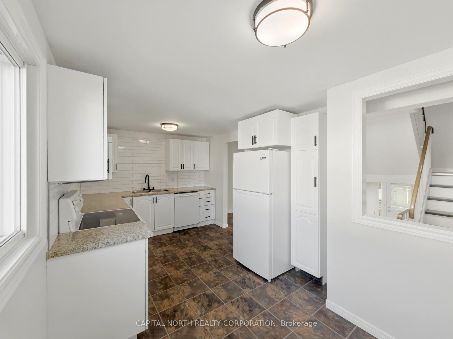 644 Lakeshore Drive Unit 68 photo 10