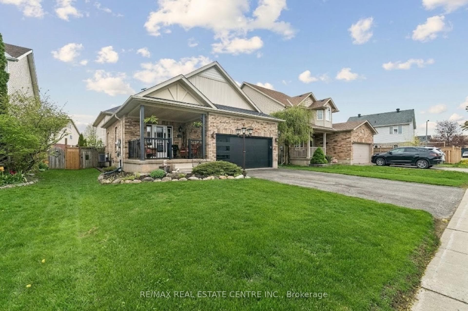 704 Russel Court photo 1