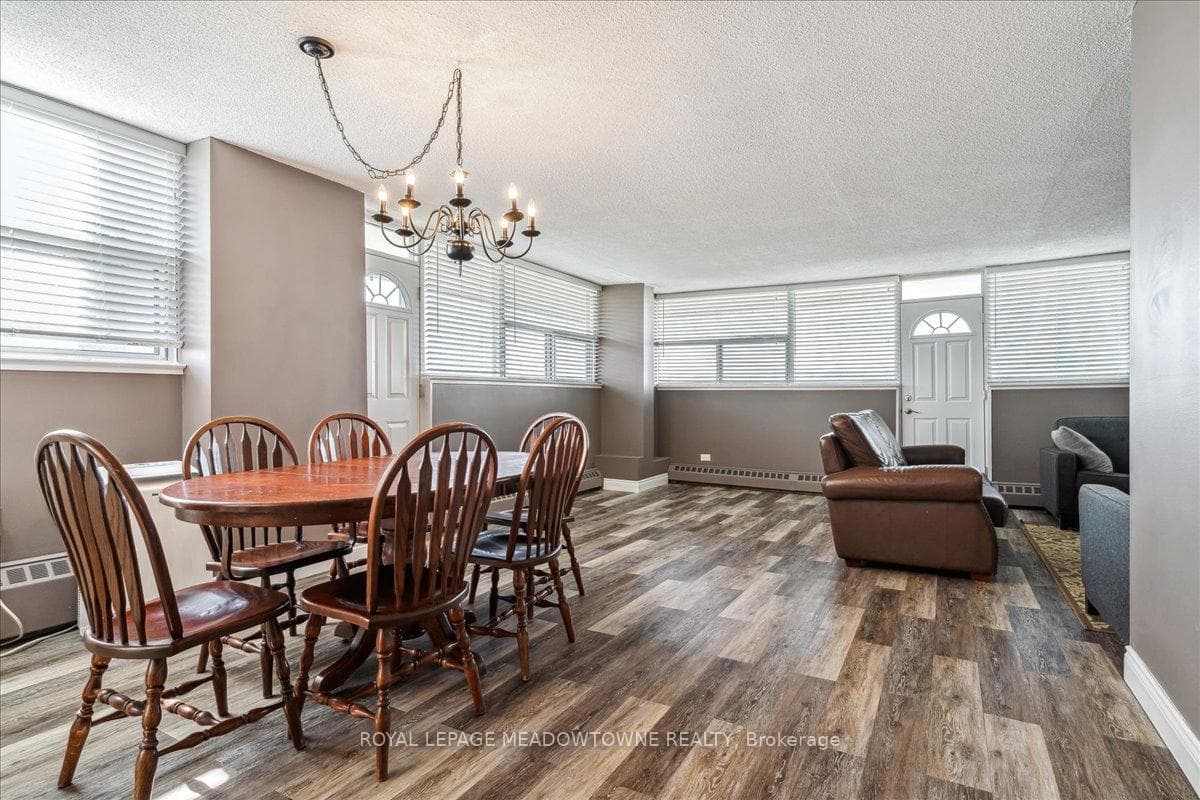 215 Glenridge Avenue Unit 708 photo 9
