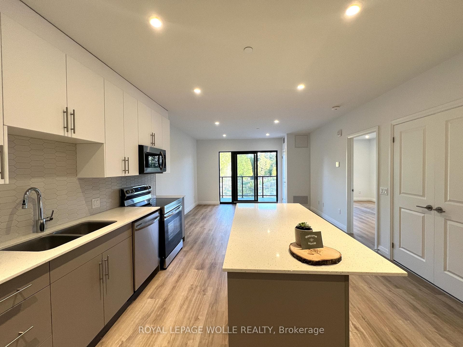 525 New Dundee Road Unit 205 photo 5