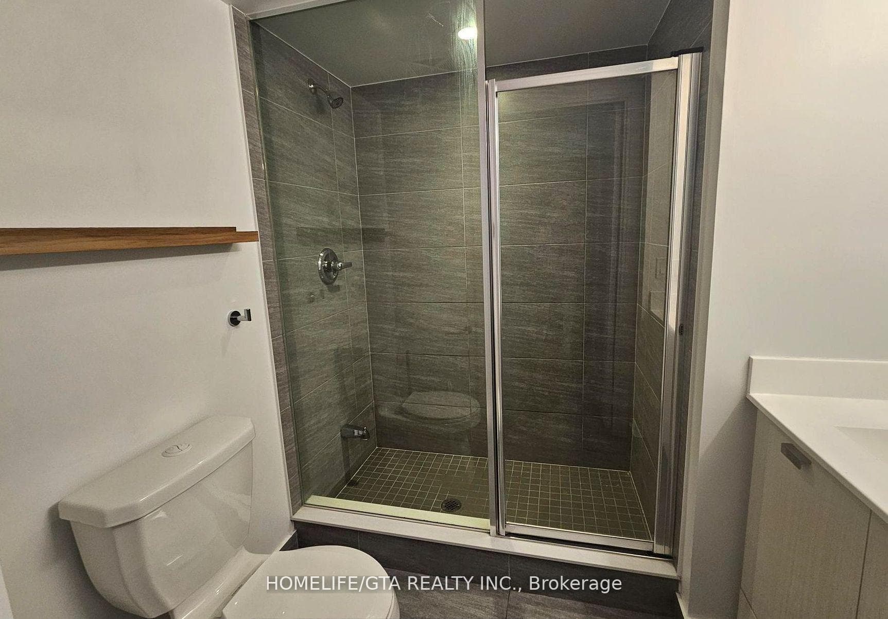 275 Village Green Square Unit 1316 photo 9