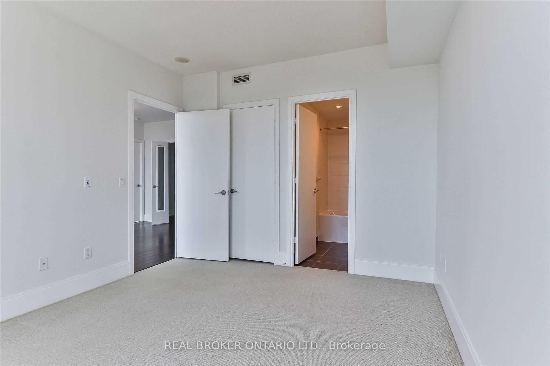 181 Wynford Drive Unit 1704 photo 19