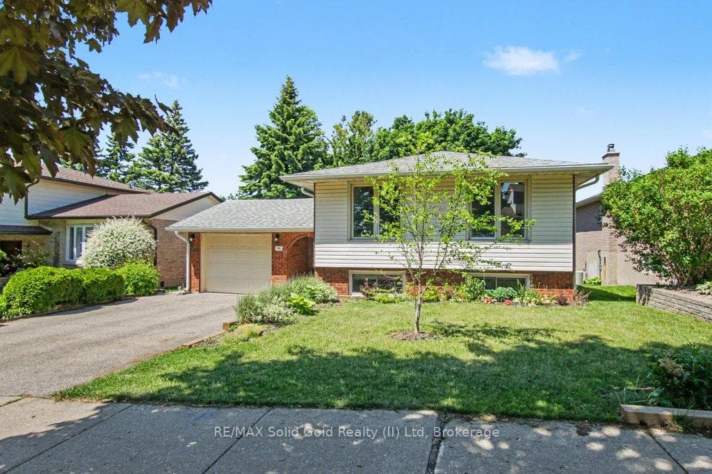 94 Devonglen Drive photo 1