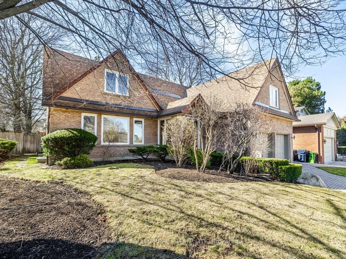 32 Riderwood Drive photo 2