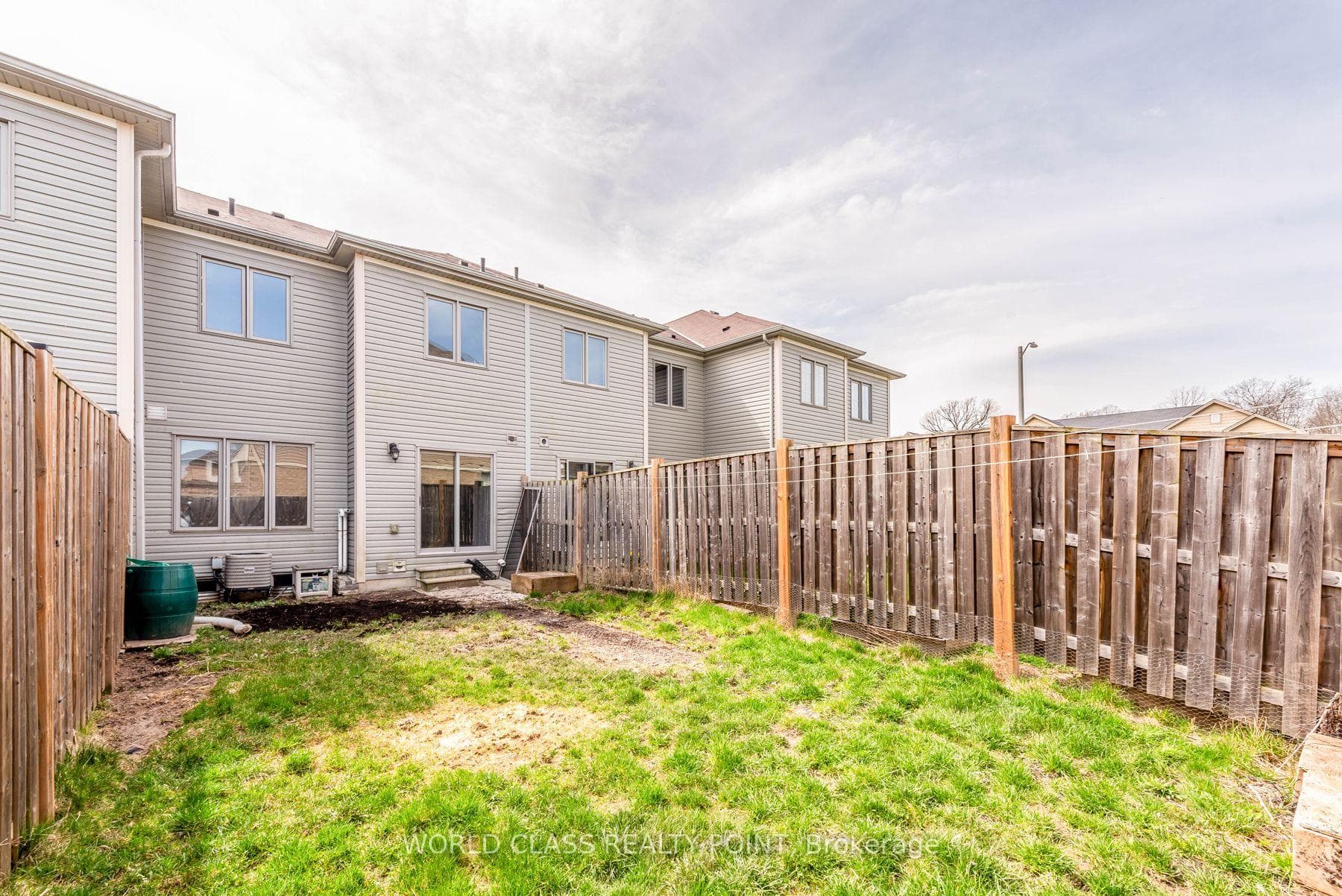 8542 Nightshade Street photo 24