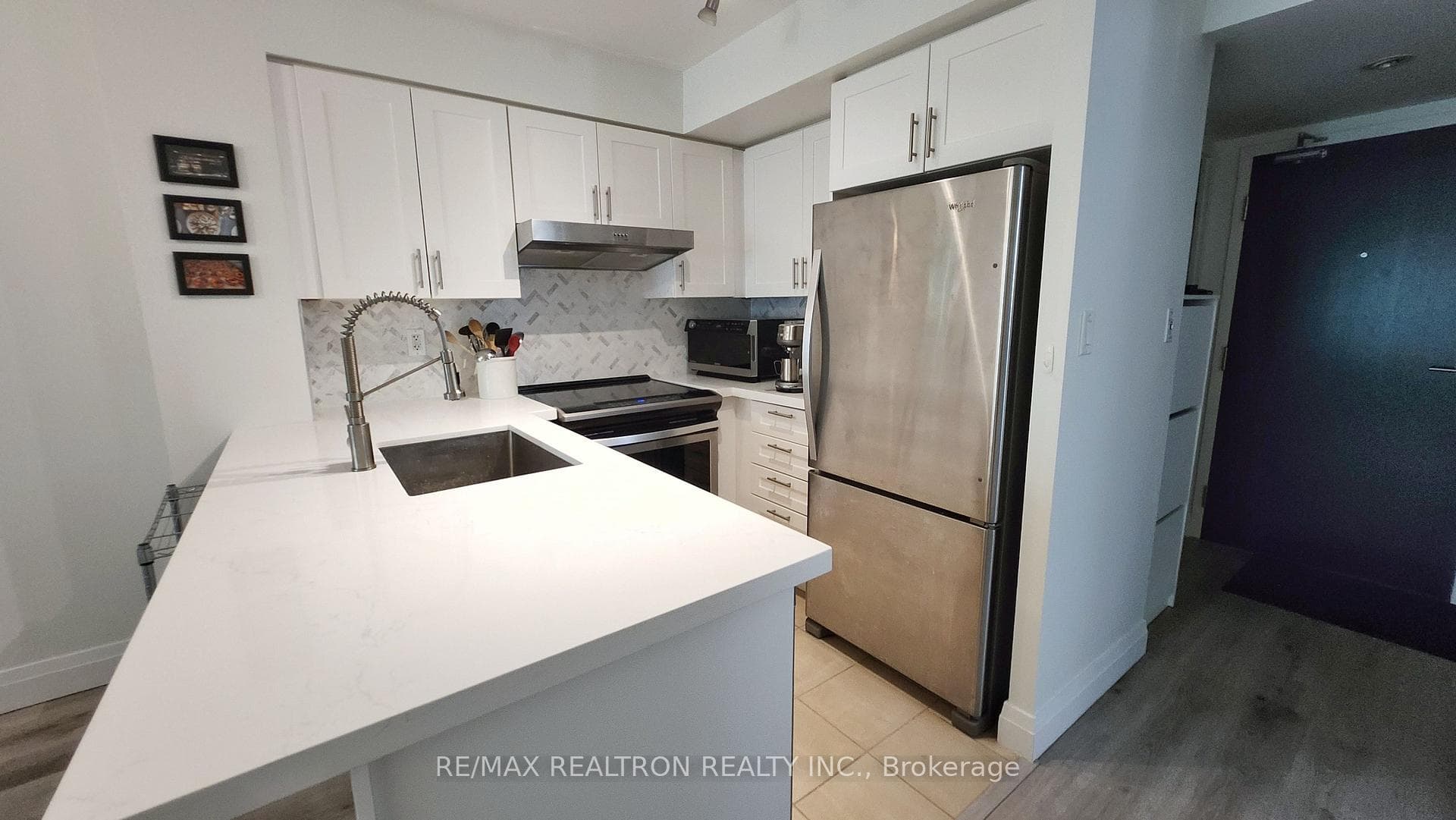 230 King Street Unit 511 photo 2