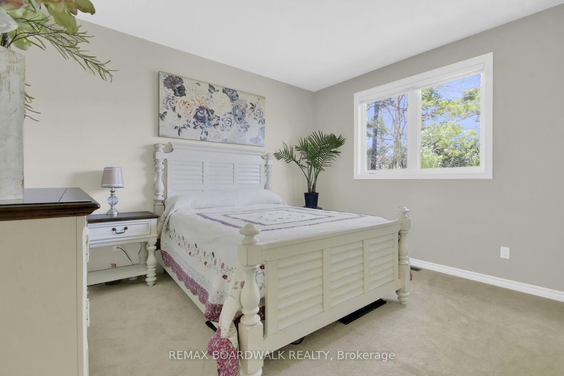 48 Maricona Way photo 30
