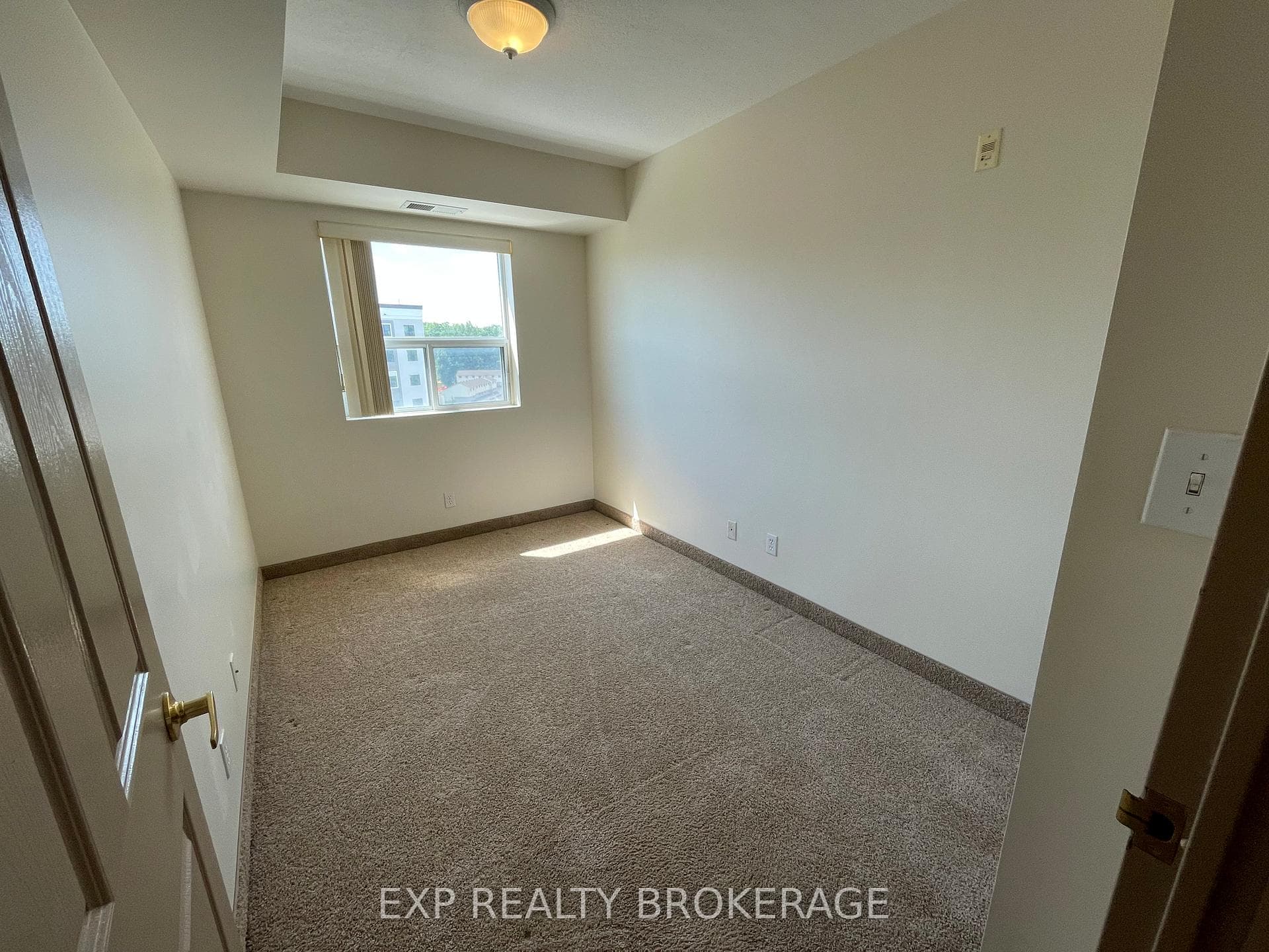 593 STRASBURG Road Unit 808 photo 5