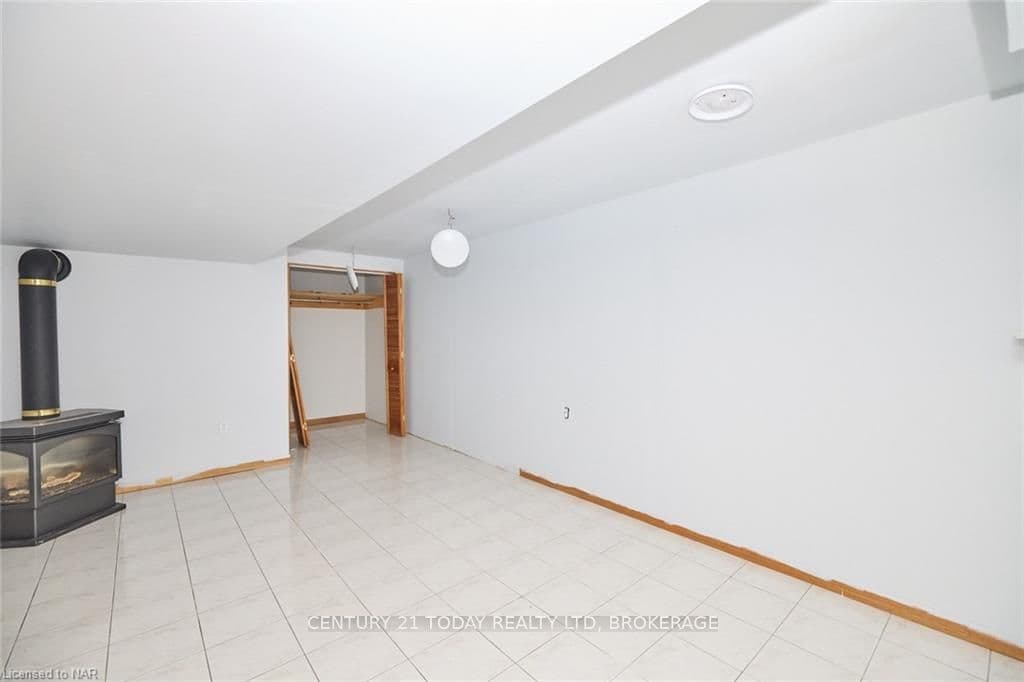 199 THOROLD Road photo 28