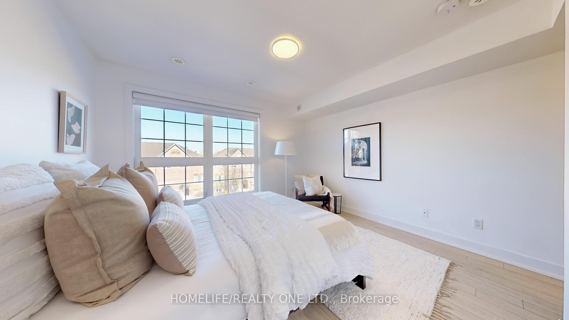 1072 Lansdowne Avenue photo 27