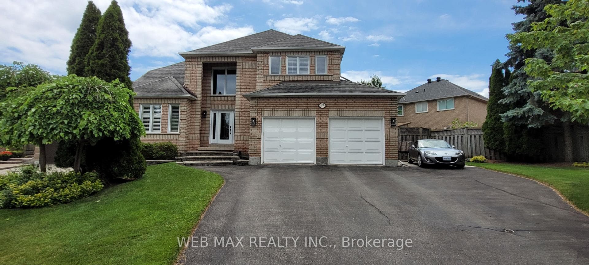 Heated garage,$$$$ on landscaping, 100 ' frontage