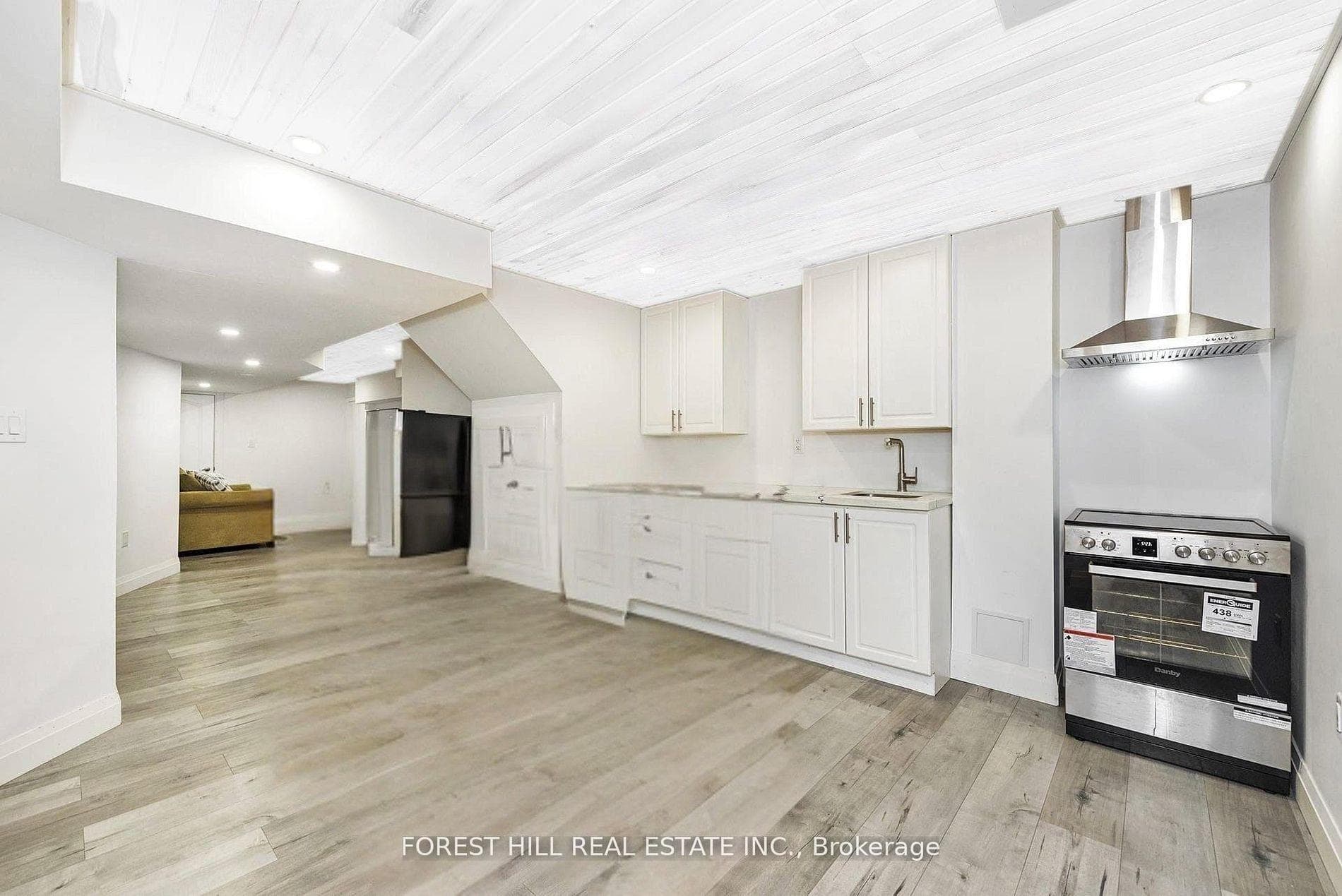 488 Linden Drive photo 28